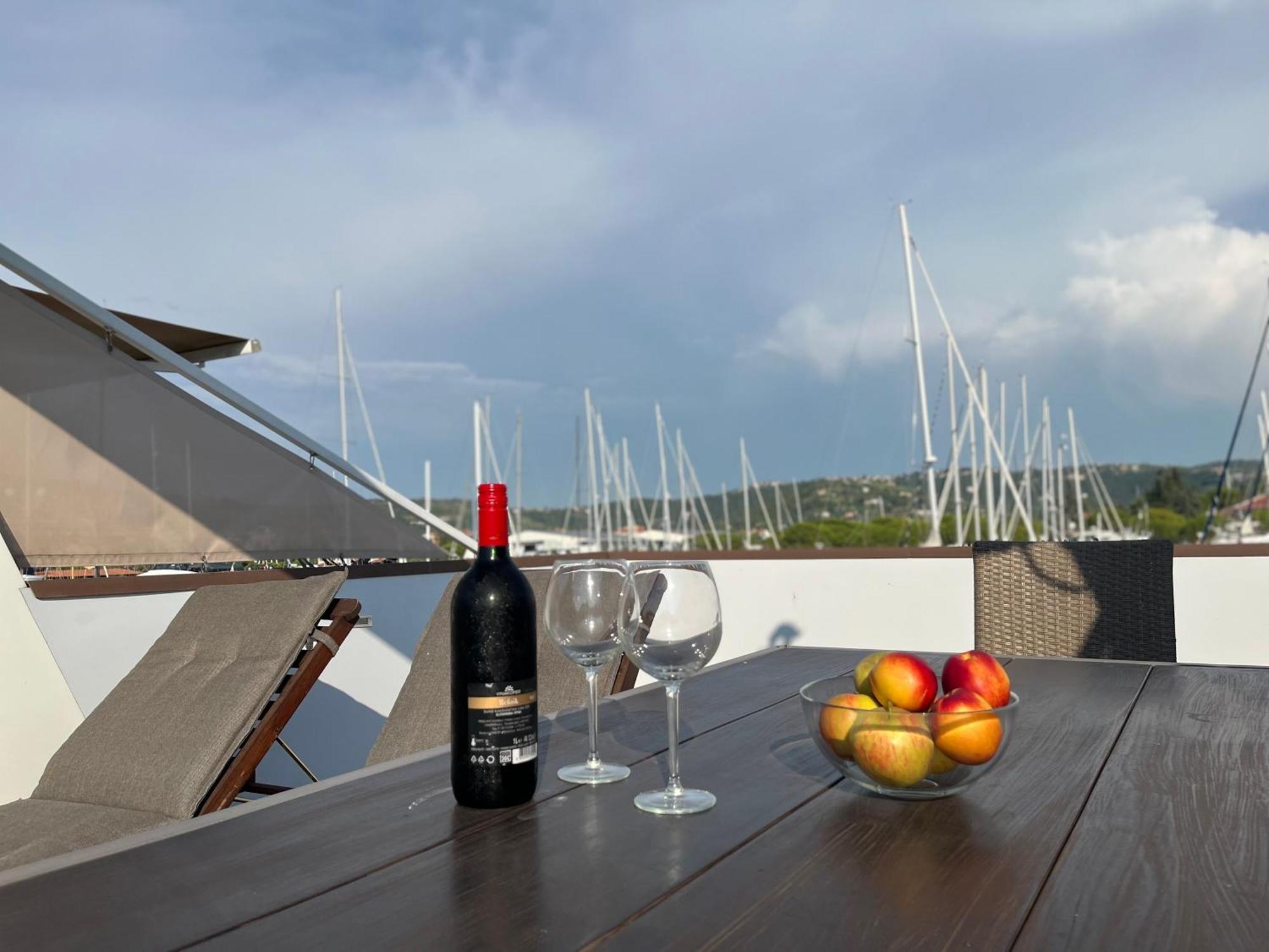 Marina Luxury Houseboat Lace Portoroz Exterior foto